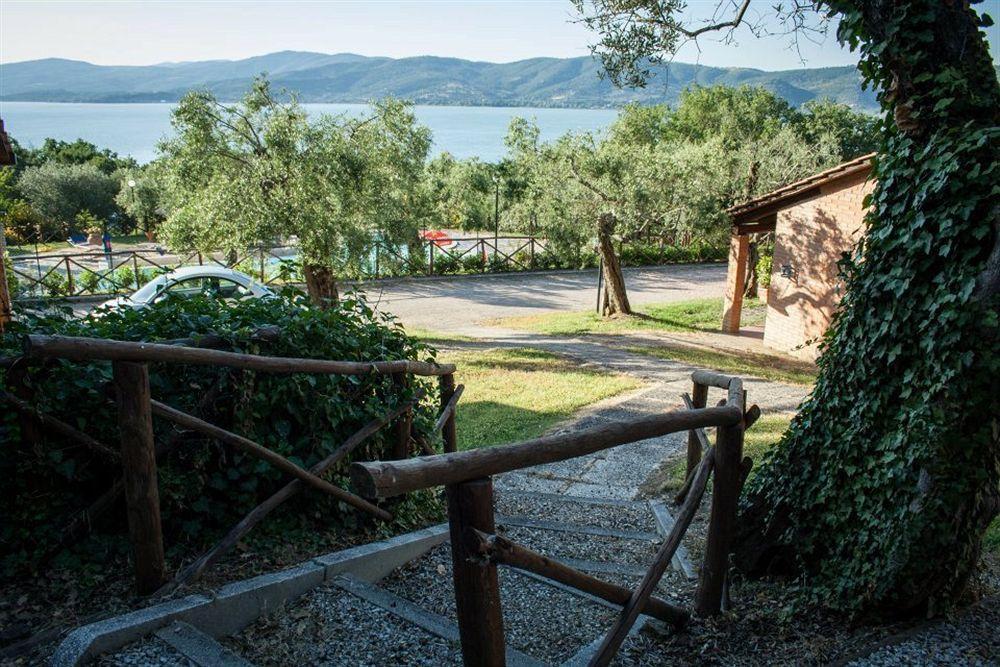 Cerquestra Camping Village Monte del Lago Exterior photo